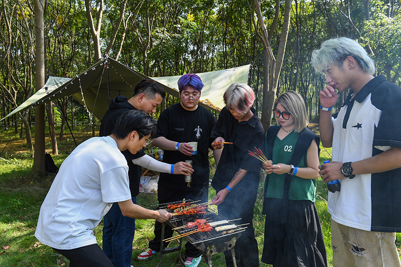 從馬達加斯加到肥東，楊晉打理的雨悅山房深受年輕人的喜愛。吳芳攝